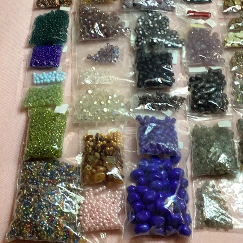 Lot #55 Jewelry Making Seed & Glass Beads + Stone & Duo’s by the Hundreds - Picture 3 of 11